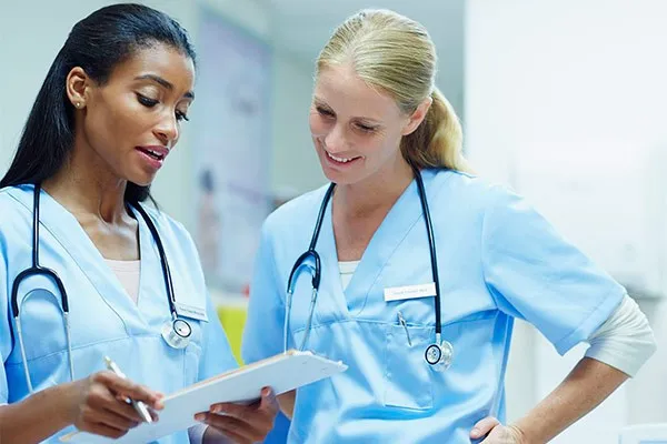 مهاجرت به فرانسه از طریق پرستاری