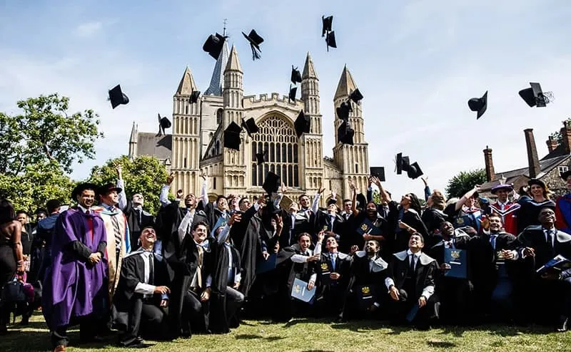 مهاجرت به فرانسه با رشته حقوق