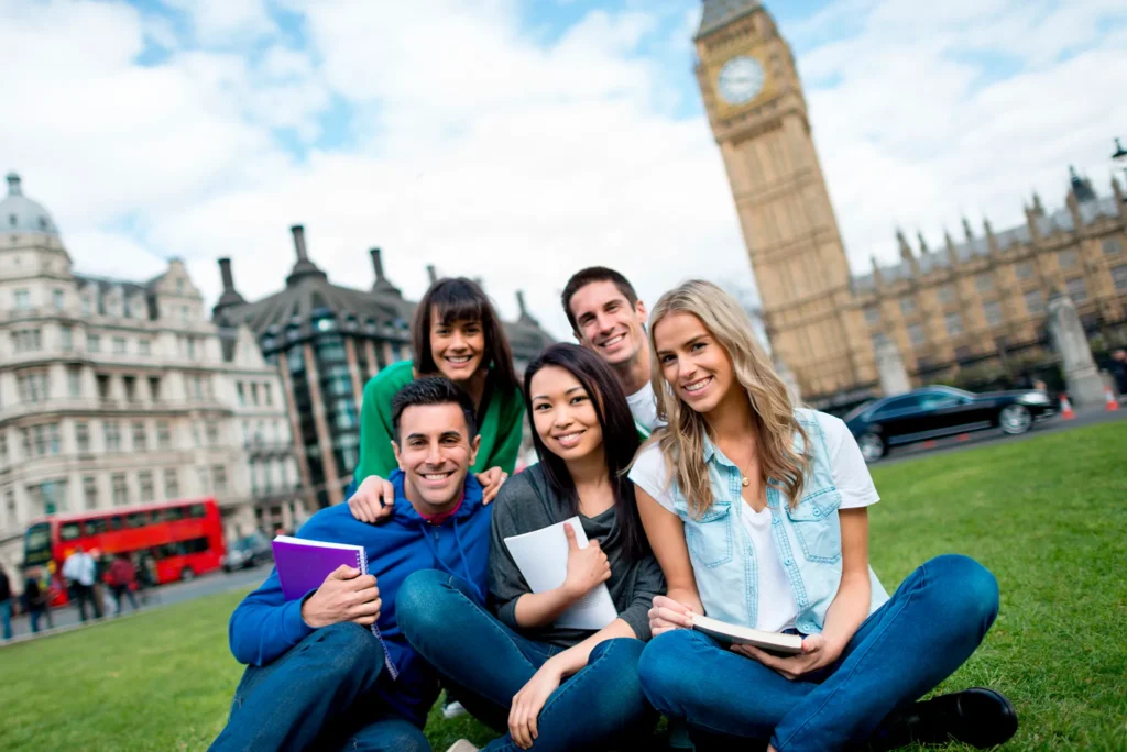 تحصیل در رشته‌ی تئاتر در فرانسه