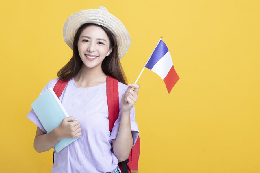 مدارک لازم جهت اخذ پذیرش تحصیلی در فرانسه